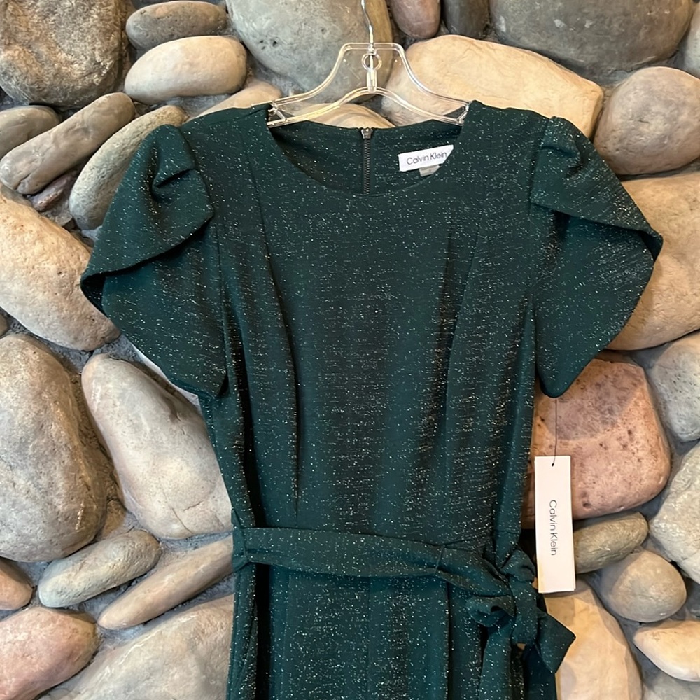 NWT Calvin Klein Green Metallic Shimmer Jumpsuit - Size 2